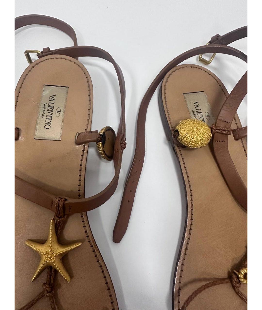 VALENTINO Коричневые кожаные босоножки, фото 5