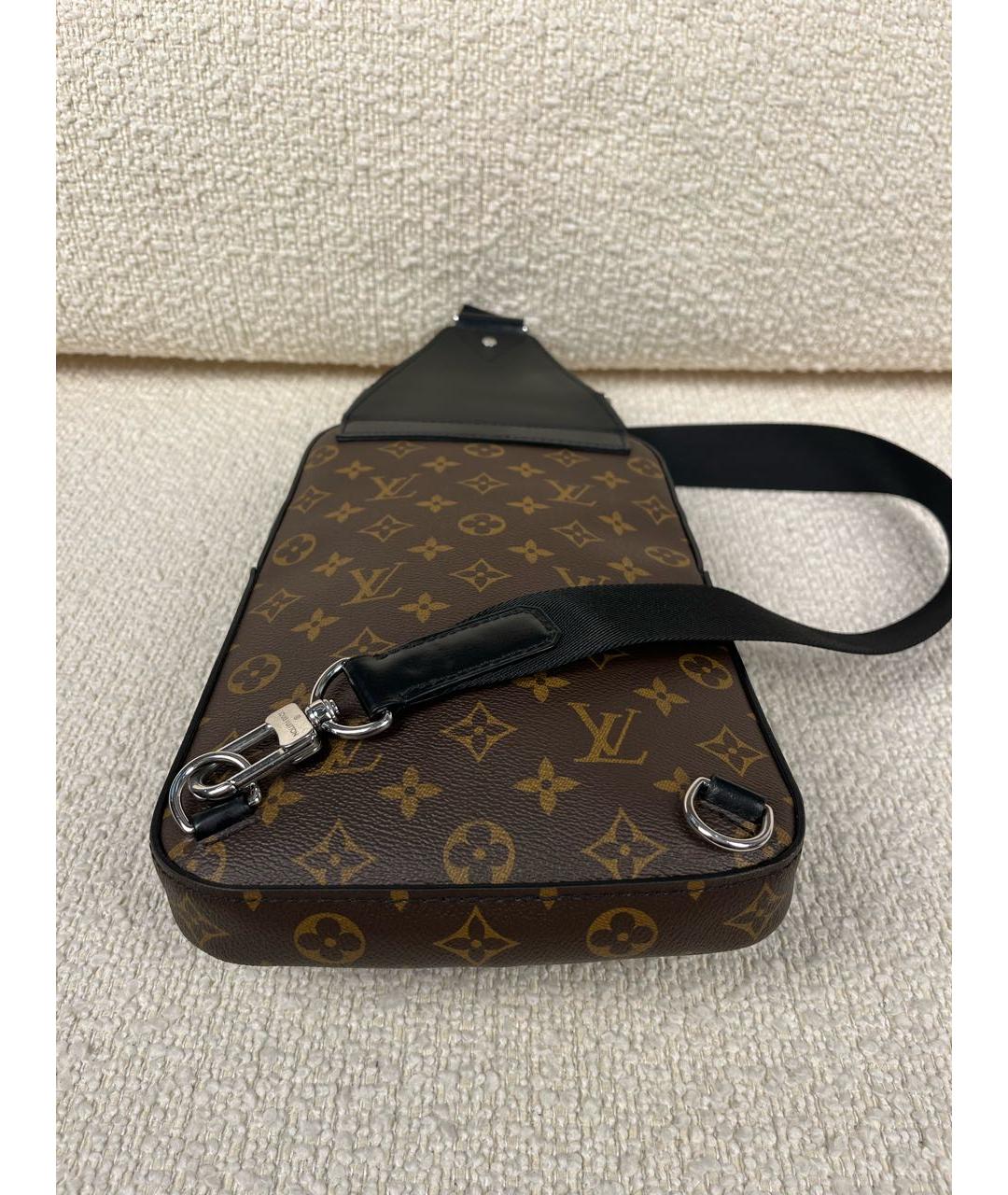 LOUIS VUITTON Коричневая сумка на плечо, фото 7