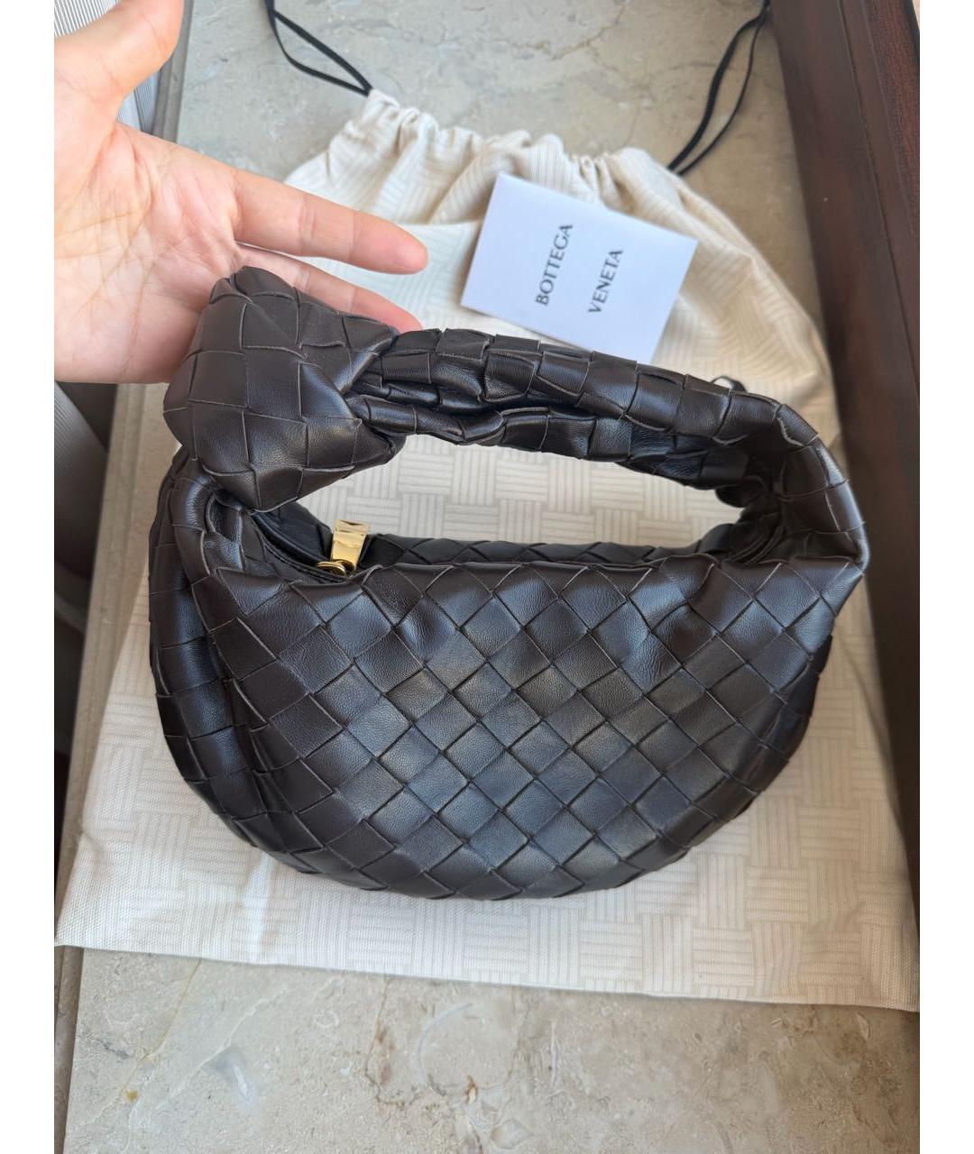 BOTTEGA VENETA Коричневая кожаная сумка с короткими ручками, фото 4