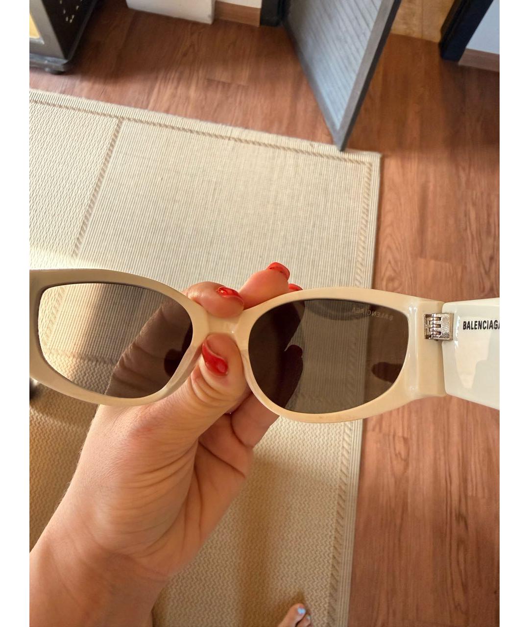BALENCIAGA Белые пластиковые солнцезащитные очки, фото 2