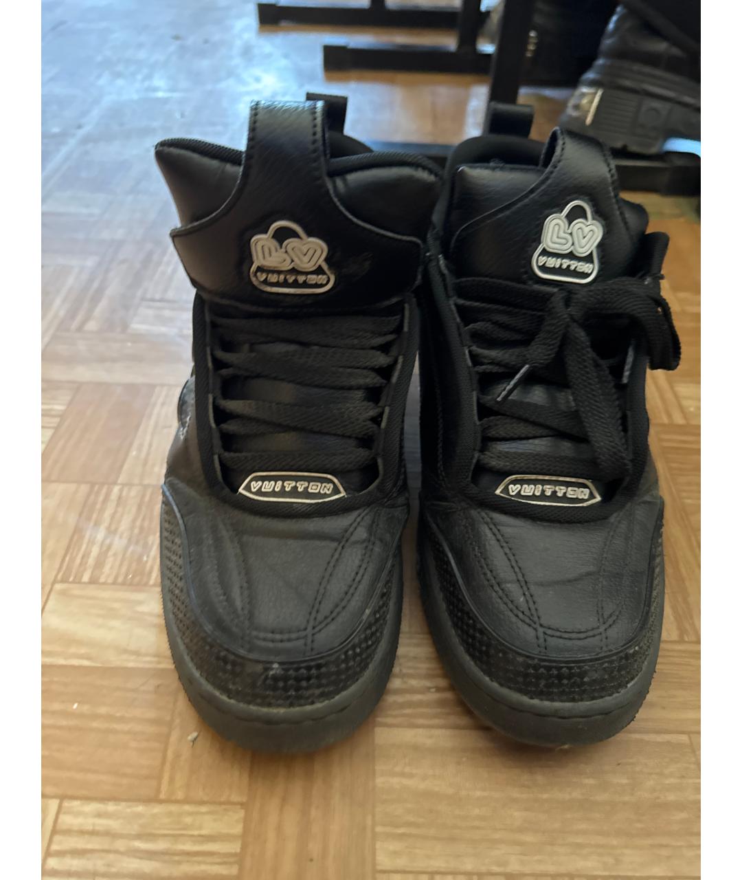 LOUIS VUITTON Черные кожаные низкие кроссовки / кеды, фото 2