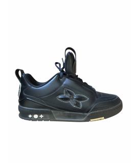 LOUIS VUITTON Низкие кроссовки / кеды