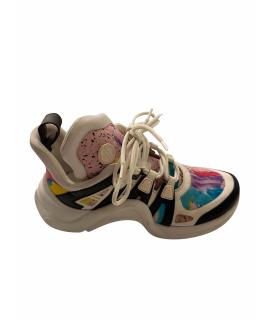 LOUIS VUITTON Кроссовки