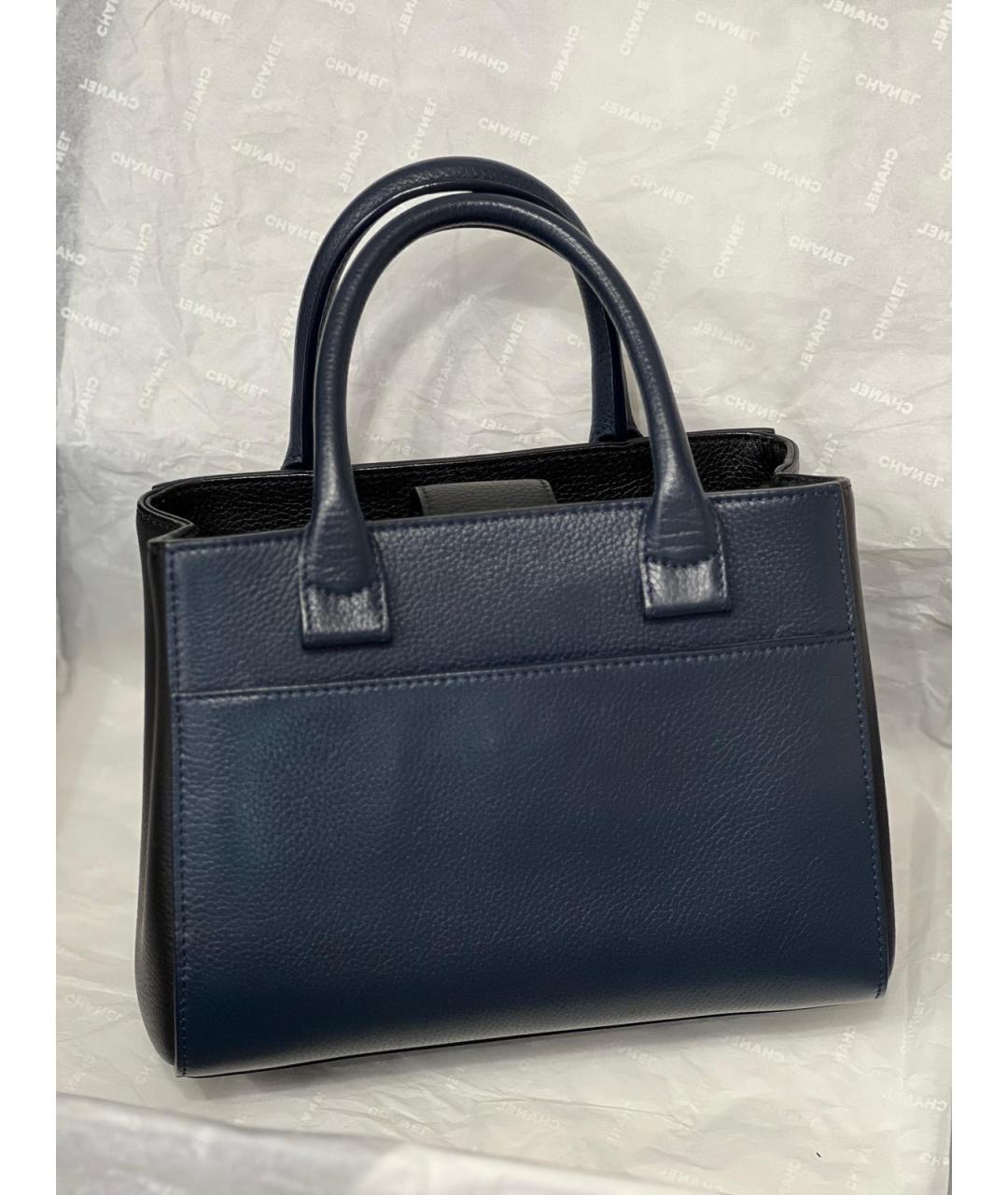 CHANEL Синяя кожаная сумка тоут, фото 2