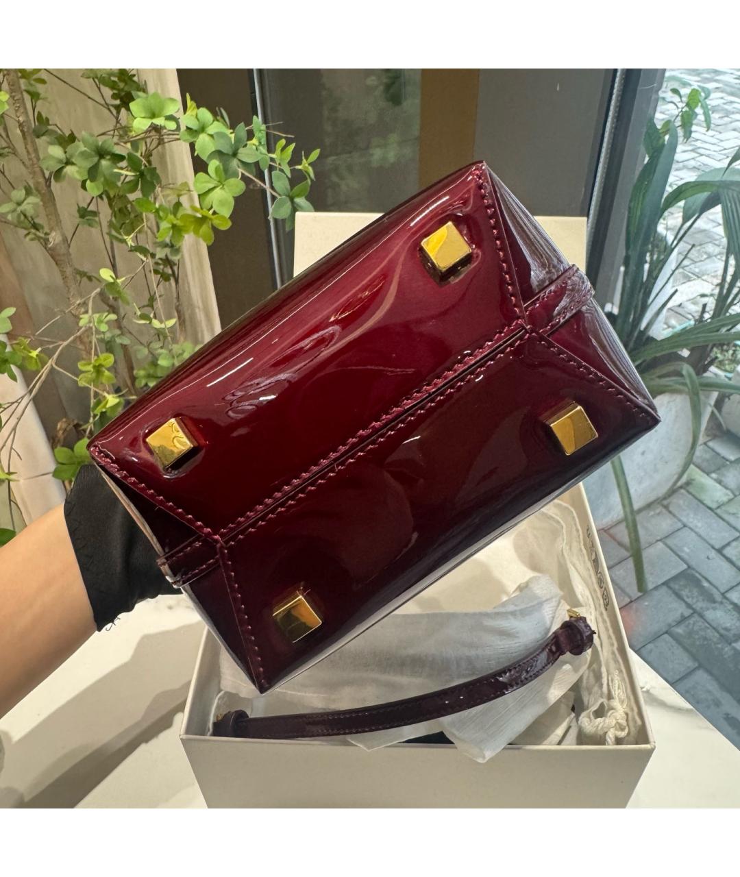 SAINT LAURENT Красная сумка тоут из лакированной кожи, фото 8