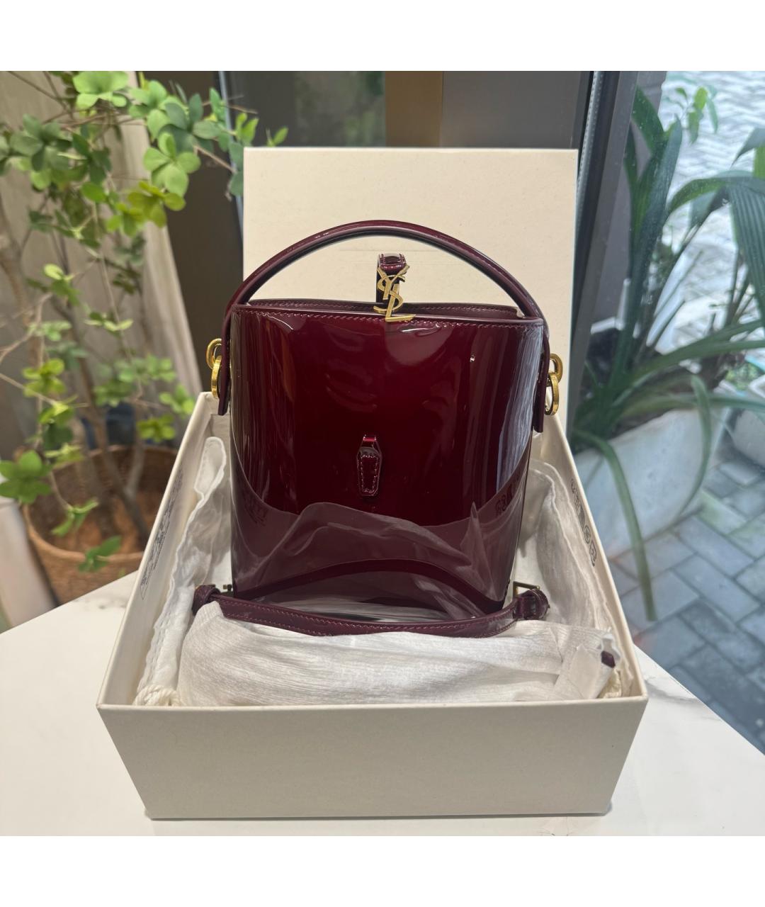 SAINT LAURENT Красная сумка тоут из лакированной кожи, фото 9