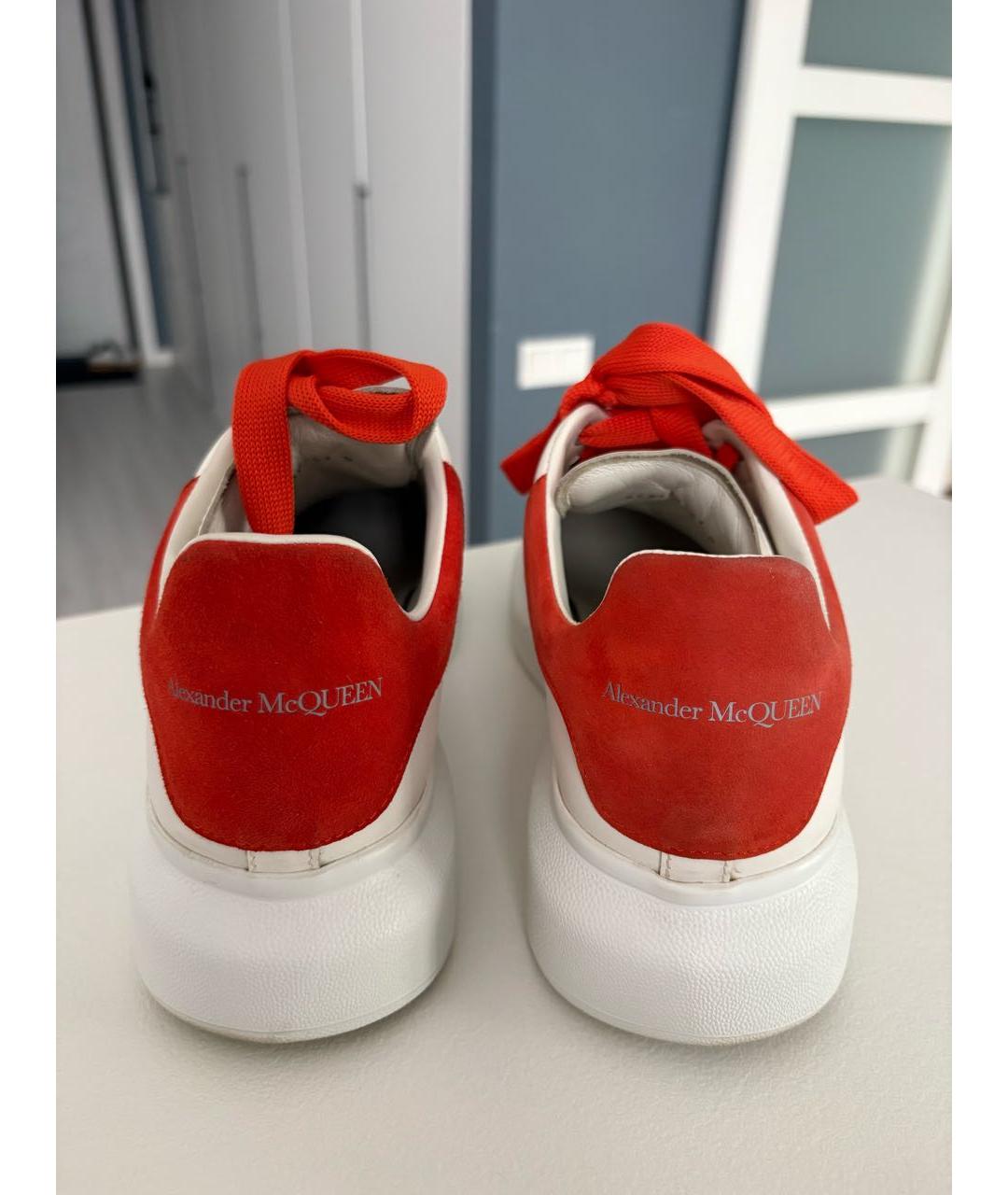 ALEXANDER MCQUEEN Белые кожаные низкие кроссовки / кеды, фото 4