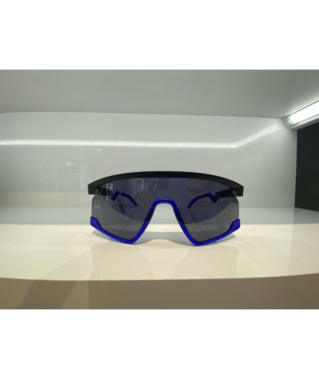 OAKLEY Синие пластиковые солнцезащитные очки, фото 3
