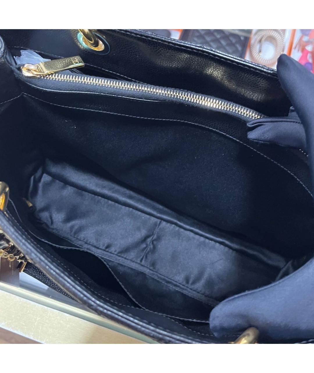 CHANEL Черная кожаная сумка тоут, фото 2