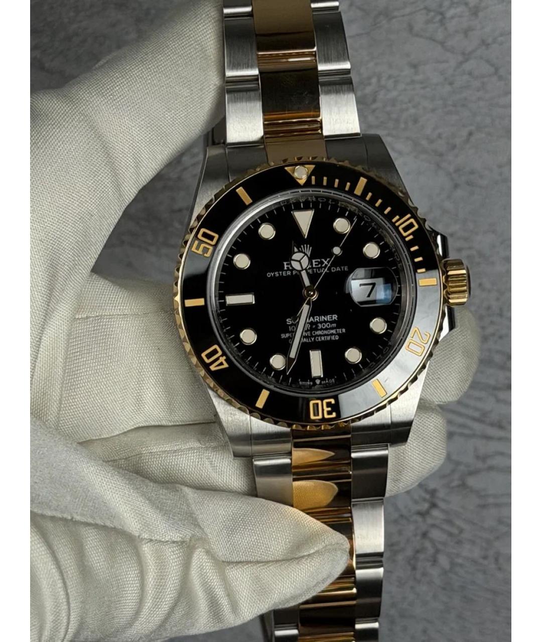 ROLEX Черные часы из желтого золота, фото 2