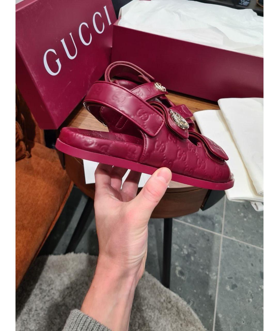 GUCCI Бордовые кожаные сандалии, фото 2
