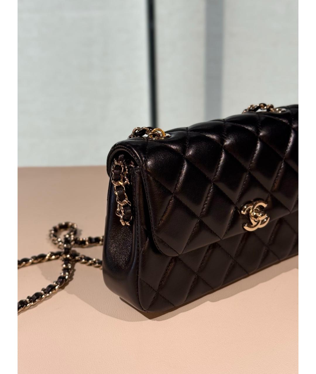 CHANEL Черная кожаная сумка через плечо, фото 4