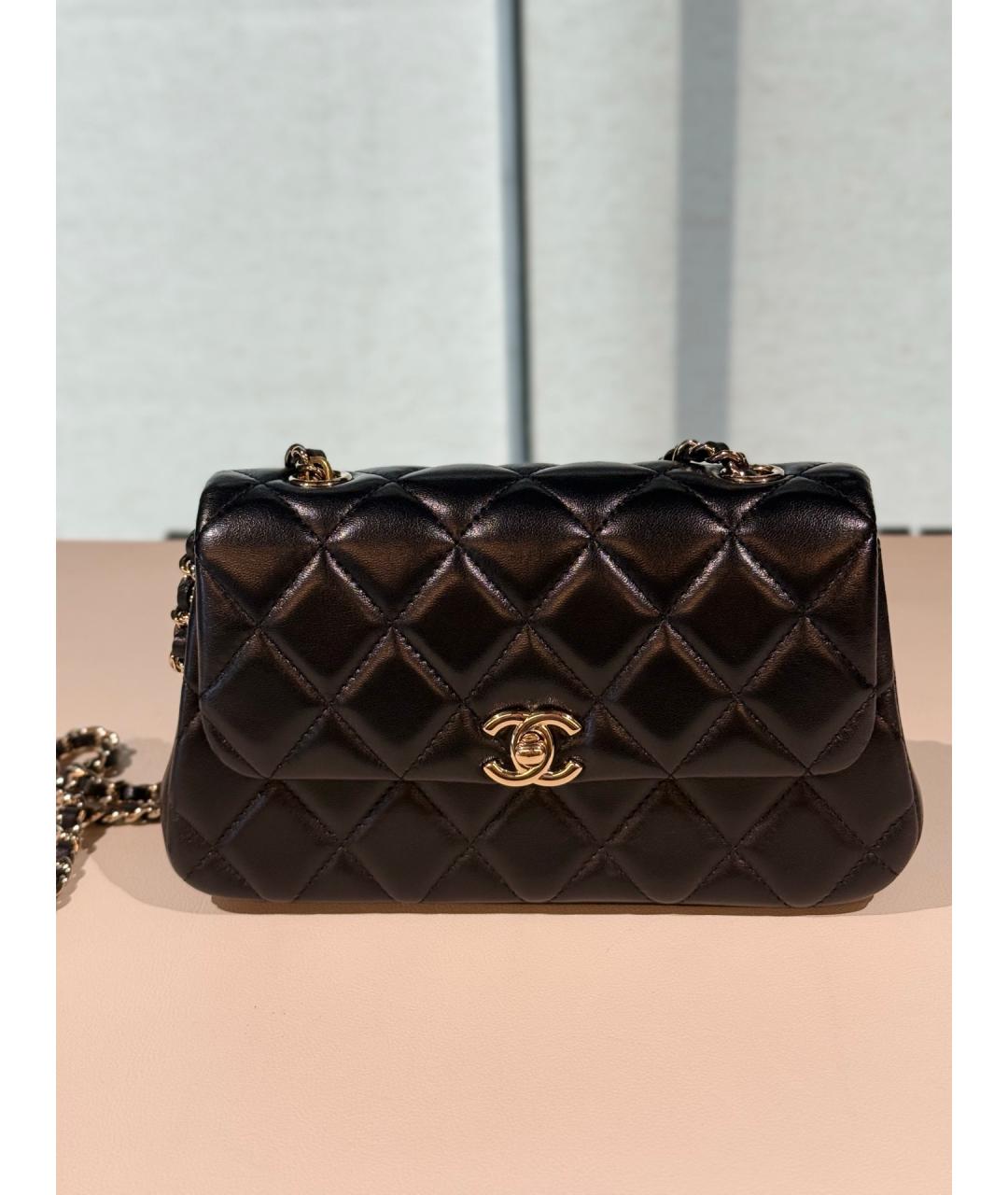 CHANEL Черная кожаная сумка через плечо, фото 8