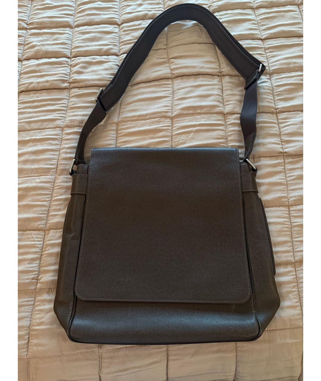 LOUIS VUITTON Коричневая кожаная сумка на плечо, фото 6