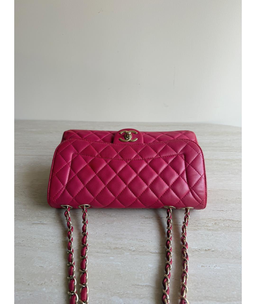 CHANEL Красная кожаная сумка через плечо, фото 5