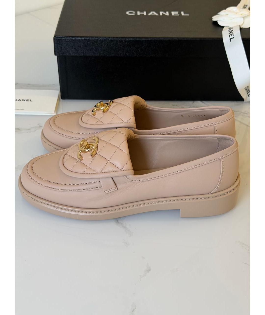 CHANEL Бежевые кожаные лоферы, фото 6
