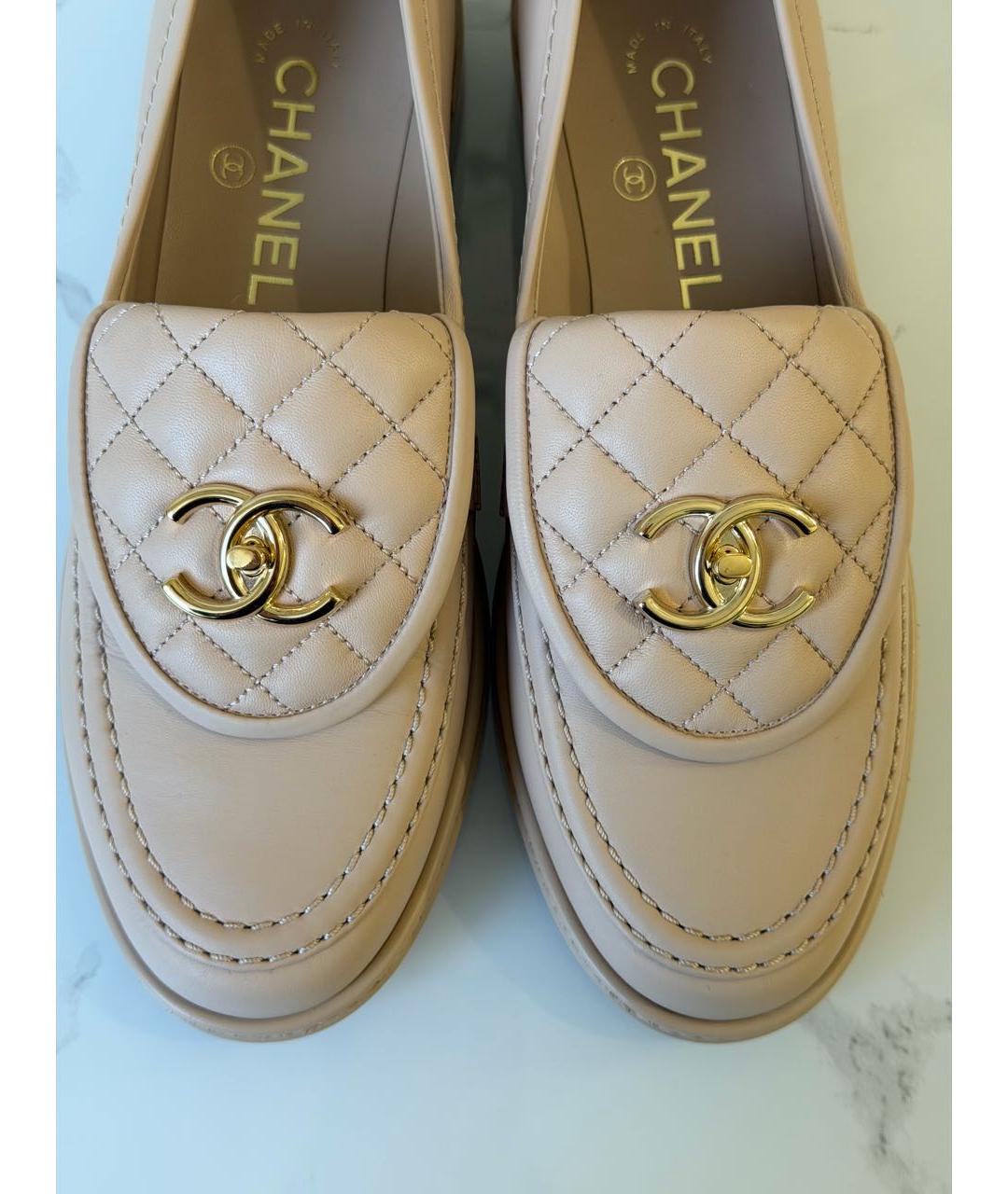CHANEL Бежевые кожаные лоферы, фото 5