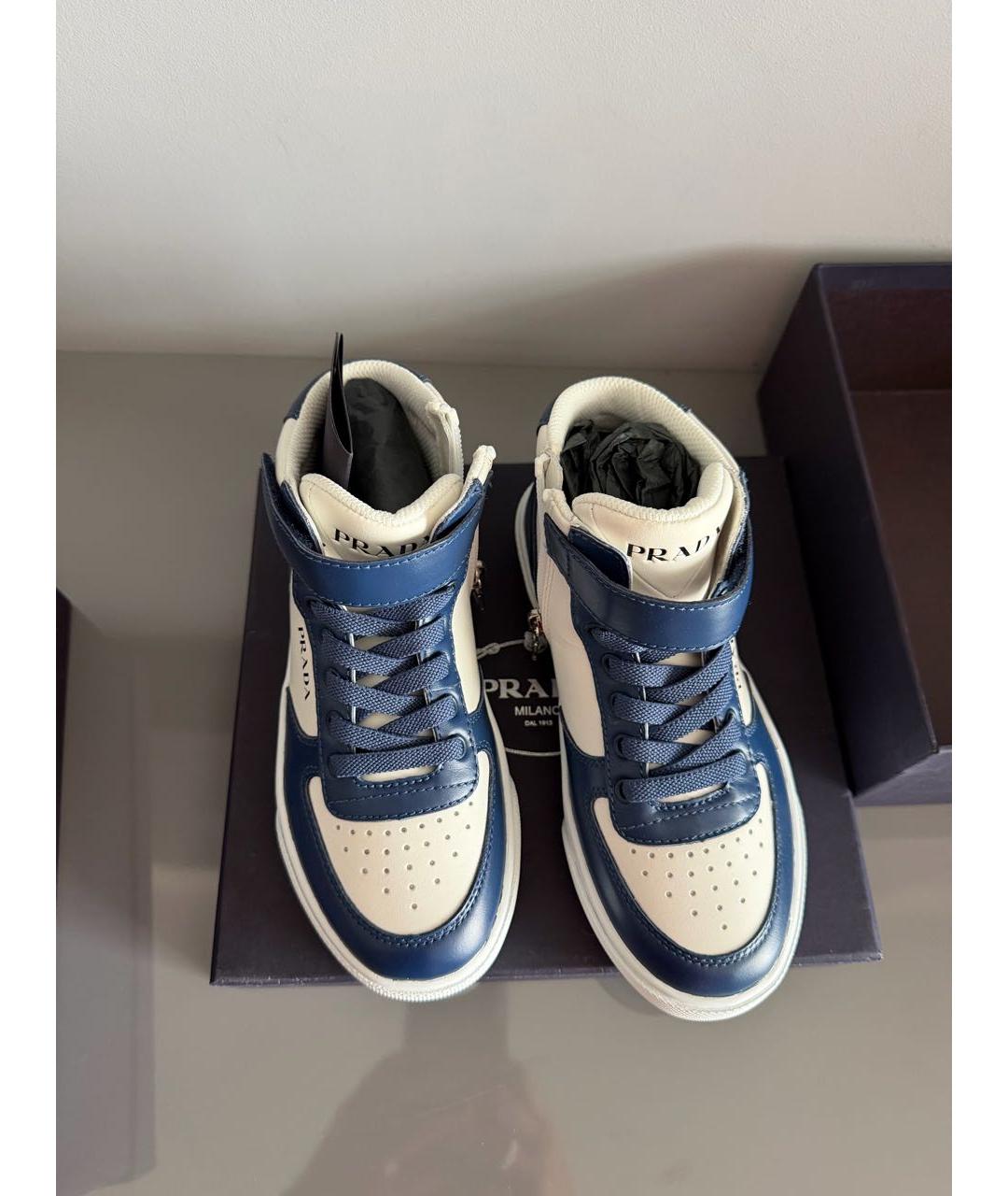 PRADA Синие кожаные кеды, фото 2