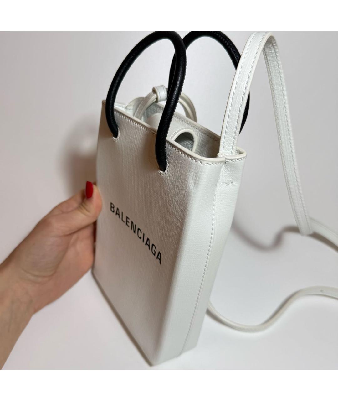 BALENCIAGA Белая кожаная сумка с короткими ручками, фото 2