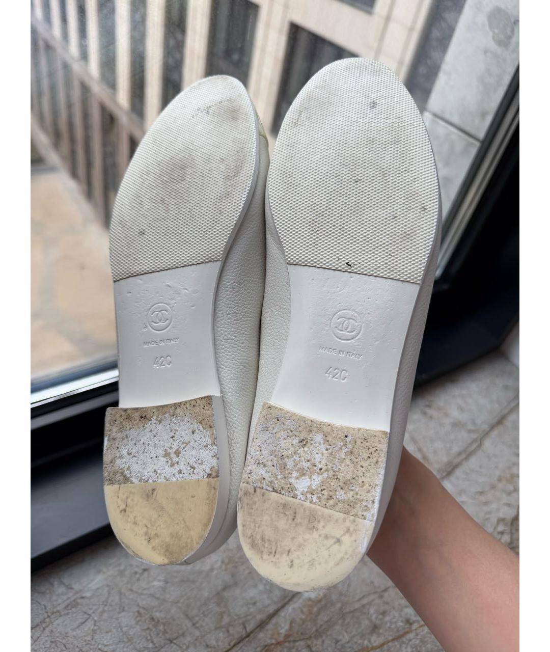 CHANEL Белые кожаные балетки, фото 5
