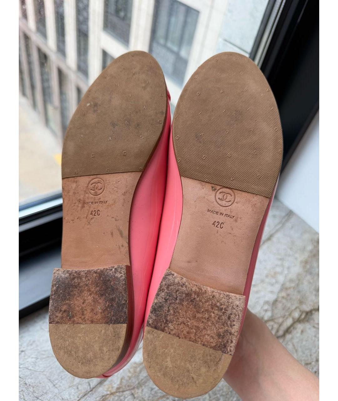 CHANEL Розовые балетки из лакированной кожи, фото 5