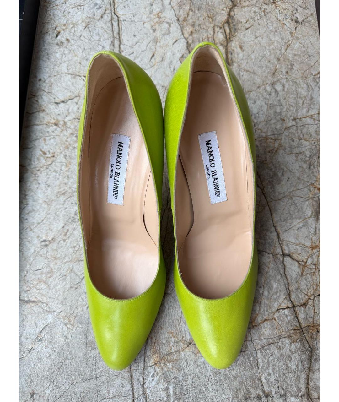 MANOLO BLAHNIK Зеленые туфли из лакированной кожи, фото 3