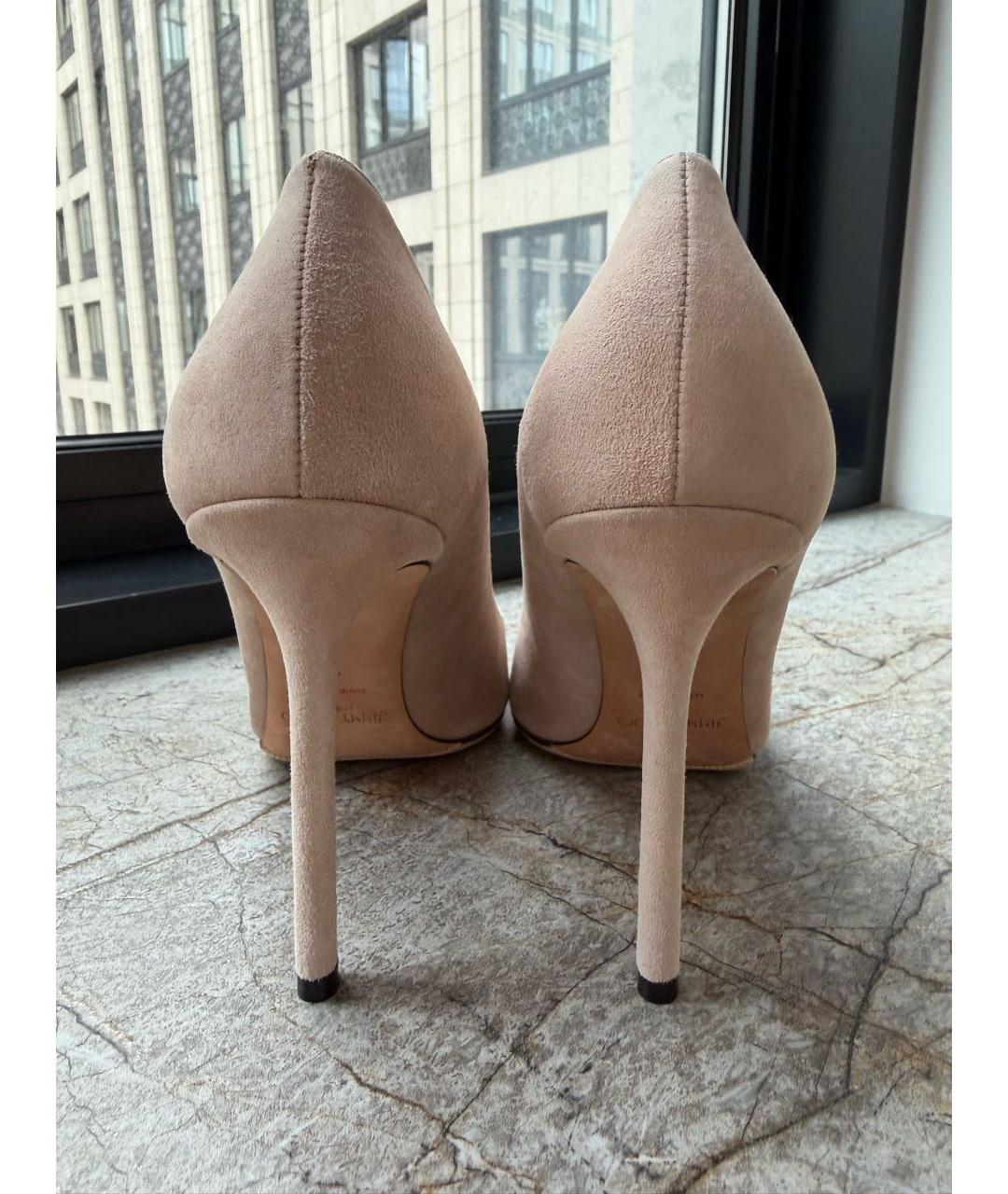 JIMMY CHOO Бежевые замшевые туфли, фото 5