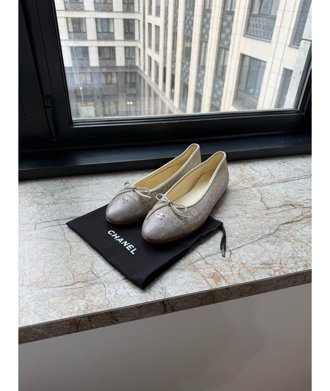 CHANEL Серебряные кожаные балетки, фото 6