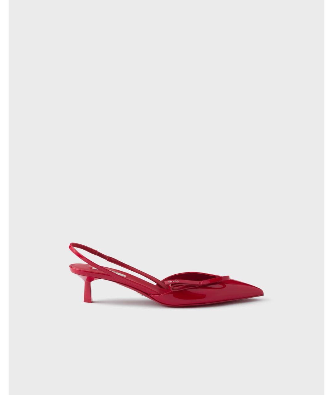 PRADA Красные лодочки на низком каблуке из лакированной кожи, фото 3