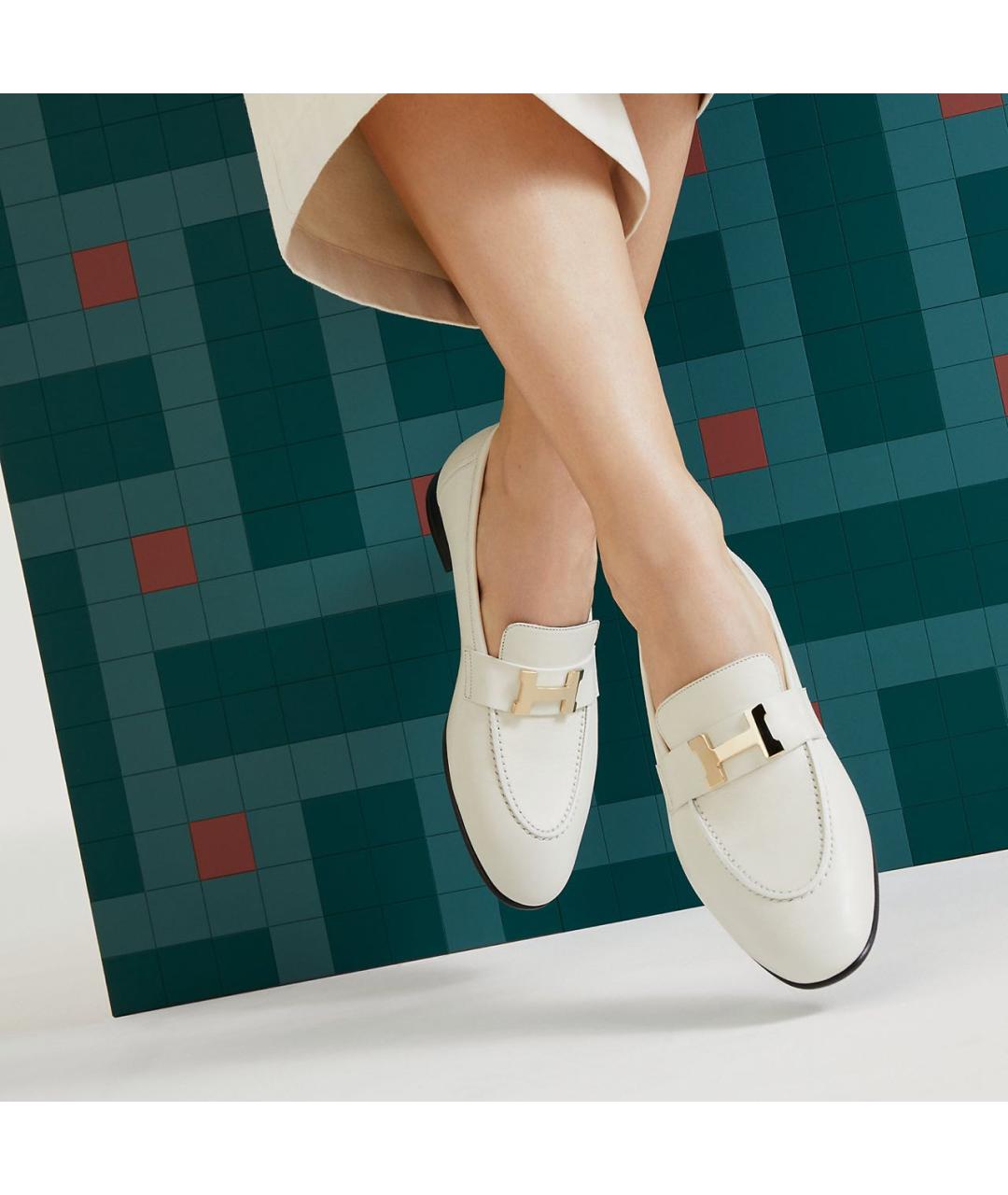 HERMES Бежевые кожаные лоферы, фото 2