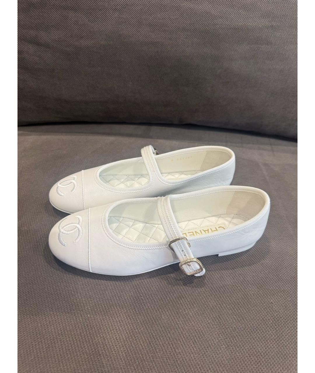 CHANEL Белые кожаные балетки, фото 4