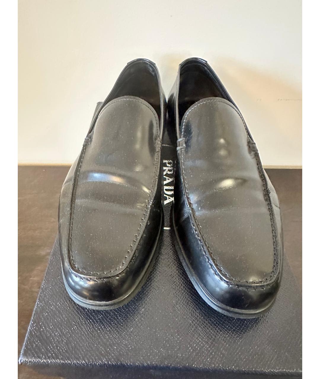 PRADA Черные лоферы из лакированной кожи, фото 2