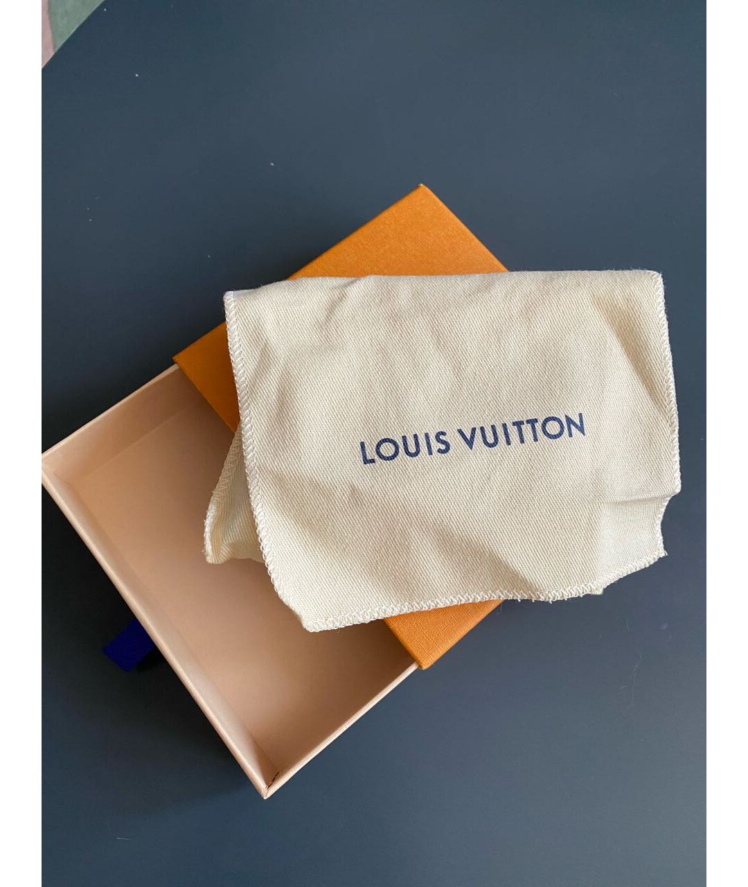 LOUIS VUITTON PRE-OWNED Розовый кожаный кошелек, фото 8