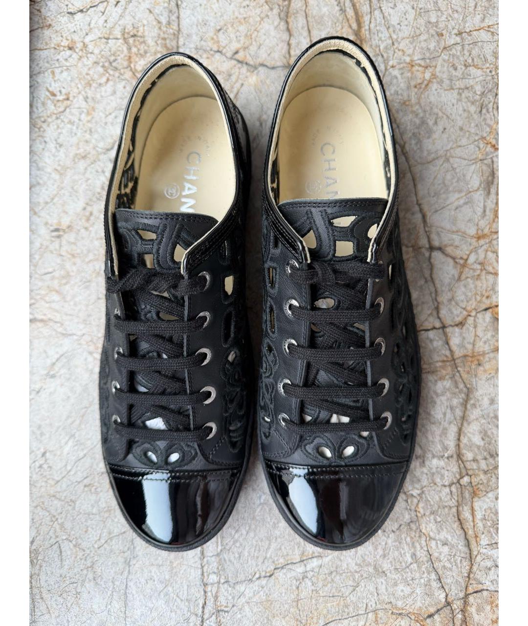 CHANEL Черные кожаные кроссовки, фото 3