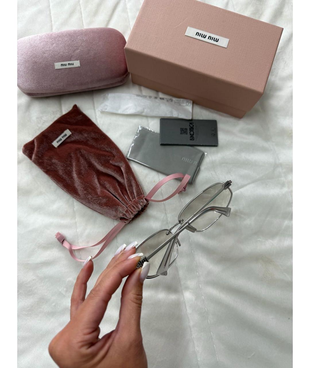 MIU MIU Серебряные металлические солнцезащитные очки, фото 4