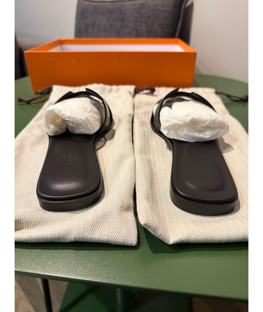 HERMES Черные кожаные сандалии, фото 4