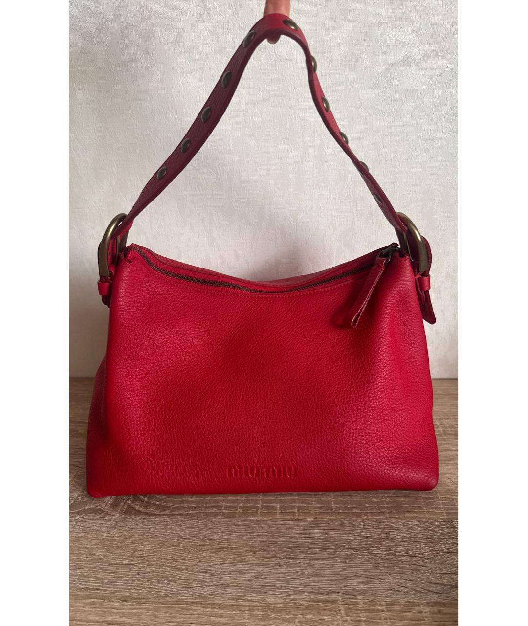 MIU MIU Красная кожаная сумка с короткими ручками, фото 9
