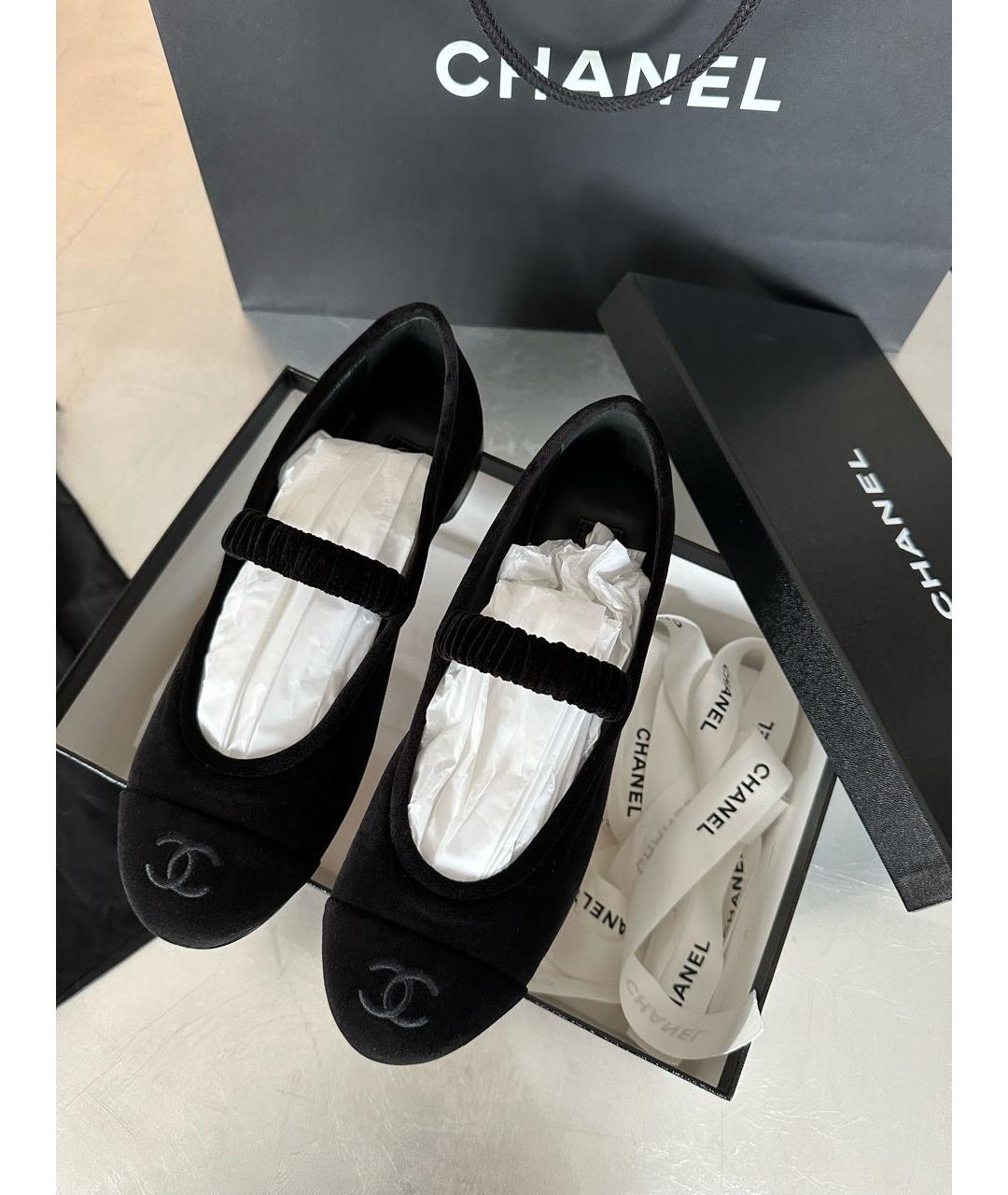 CHANEL Черные бархатные балетки, фото 3