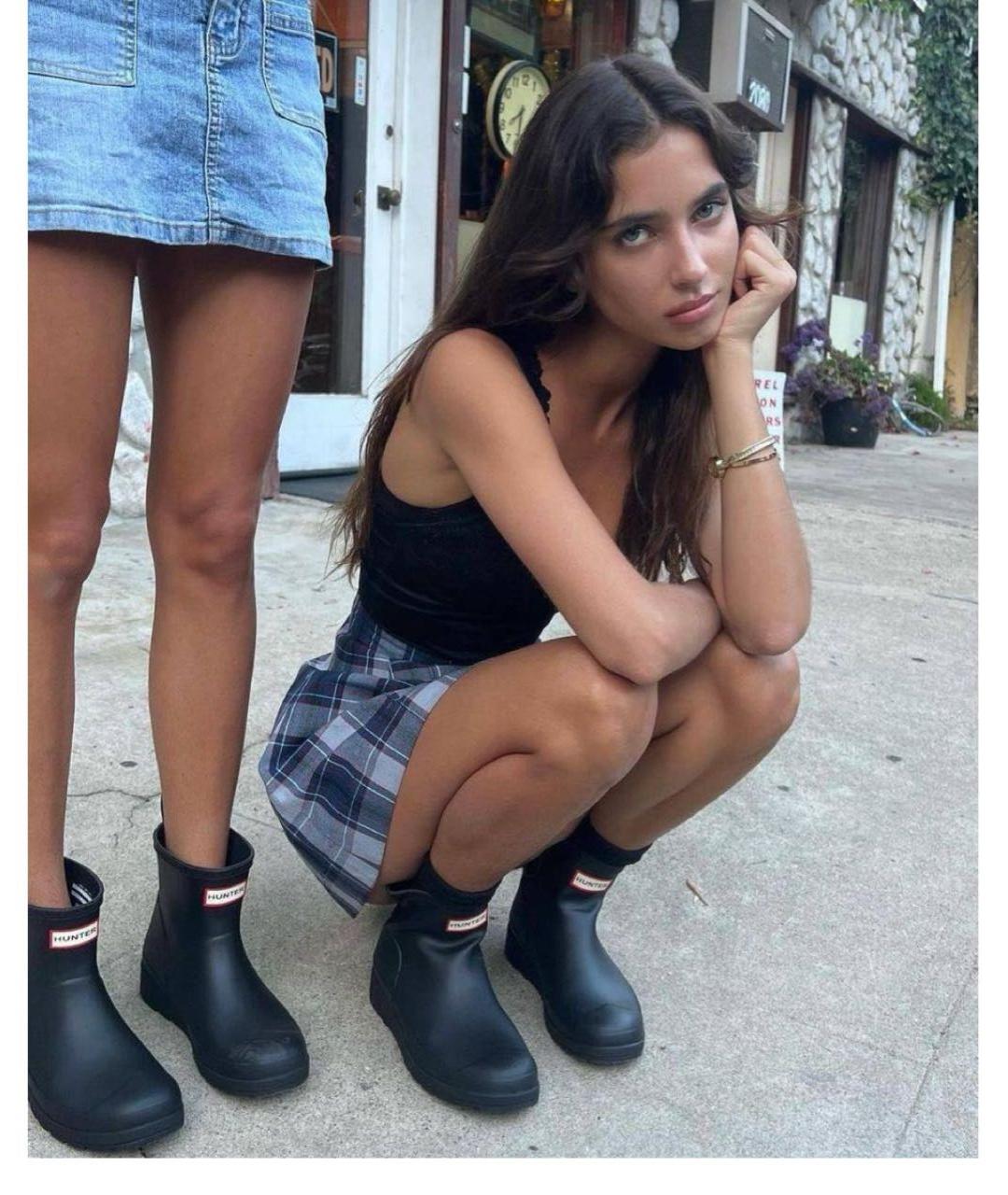 HUNTER Черные резиновые полусапоги, фото 2