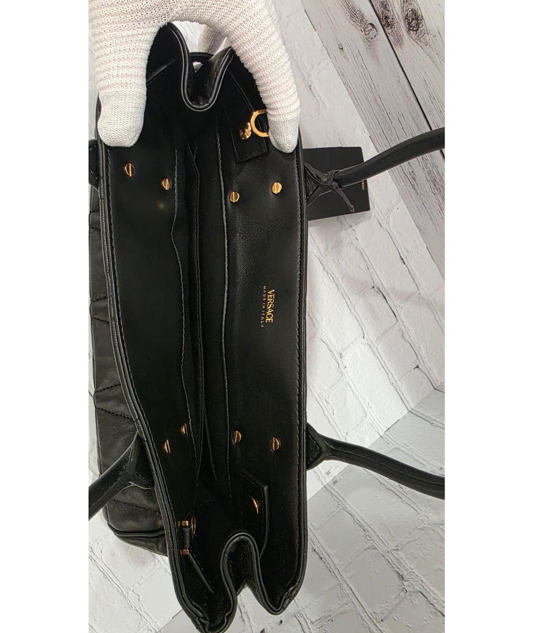 VERSACE Черная кожаная сумка с короткими ручками, фото 4