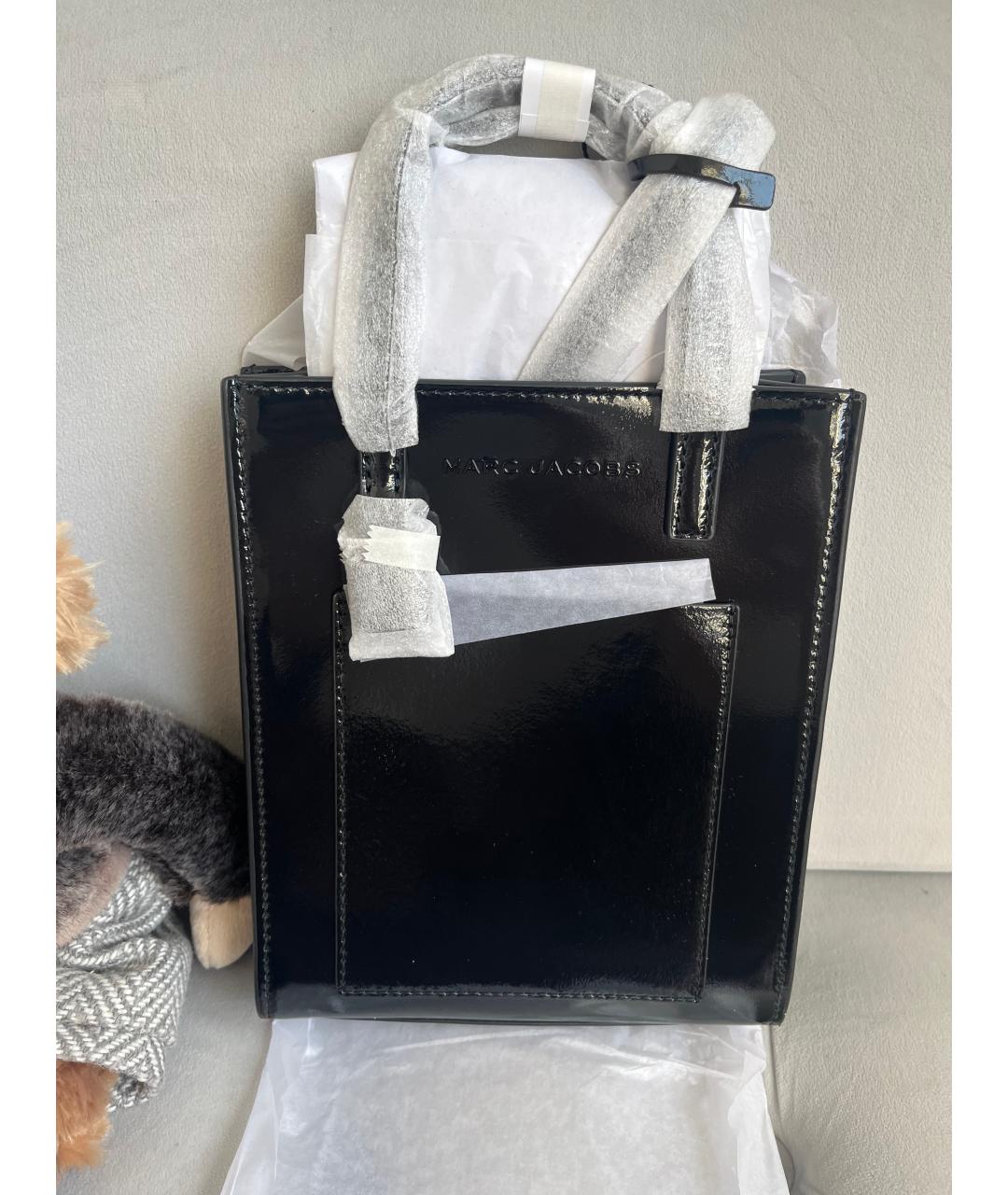 MARC JACOBS Черная сумка с короткими ручками из лакированной кожи, фото 2