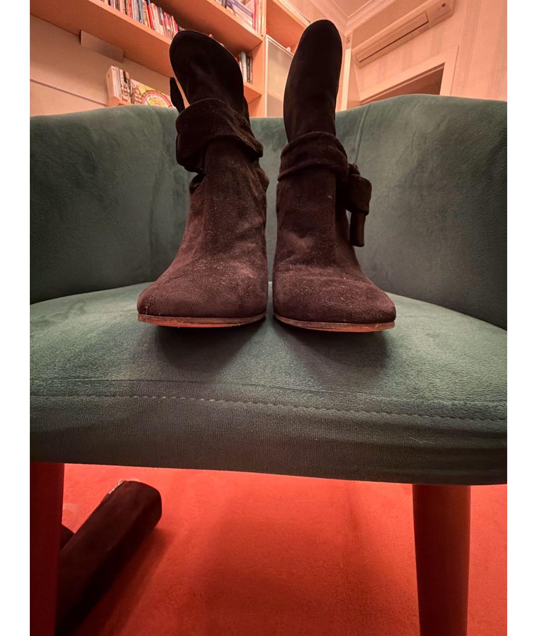 GIANVITO ROSSI Черные замшевые ботильоны, фото 5