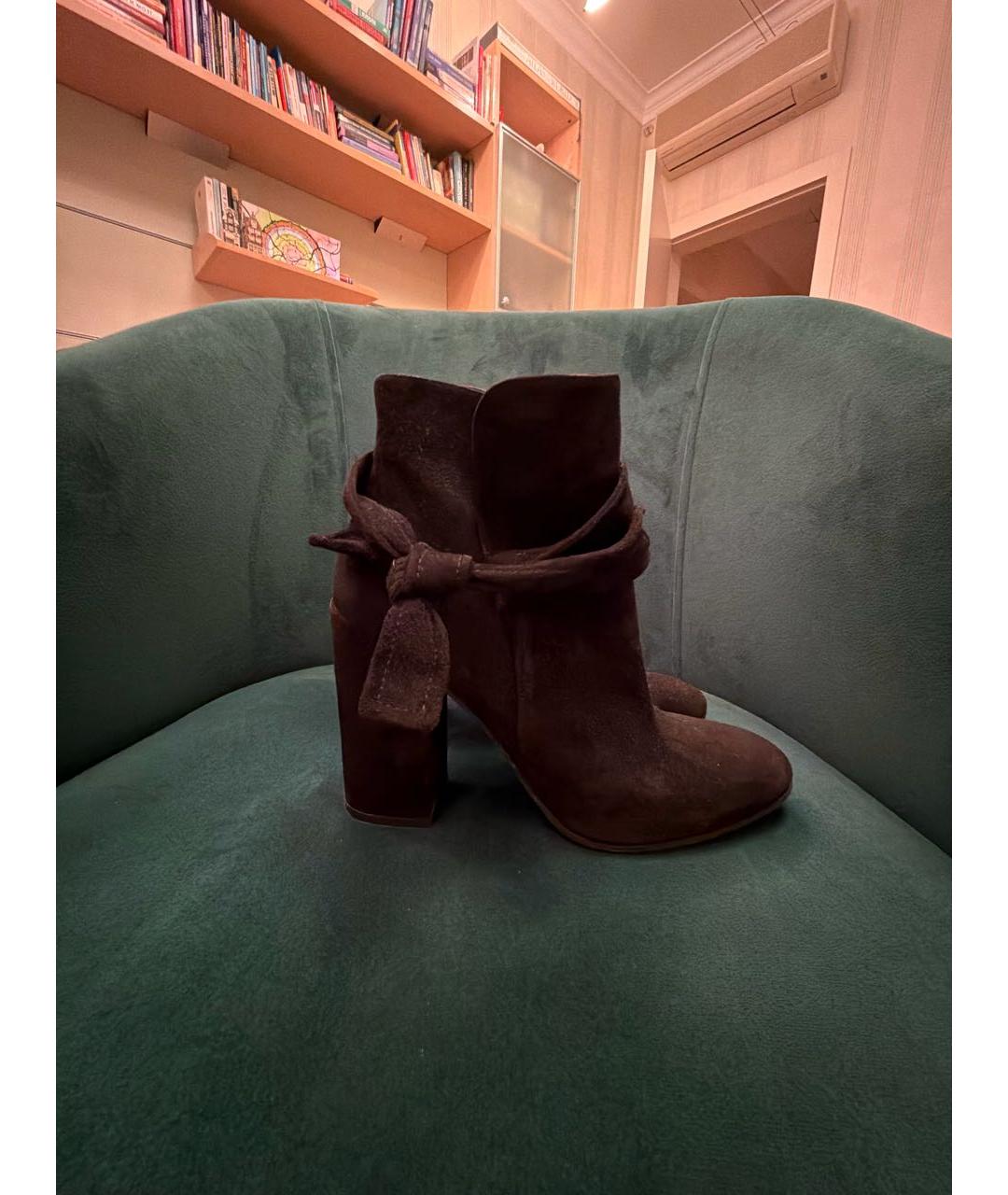 GIANVITO ROSSI Черные замшевые ботильоны, фото 7