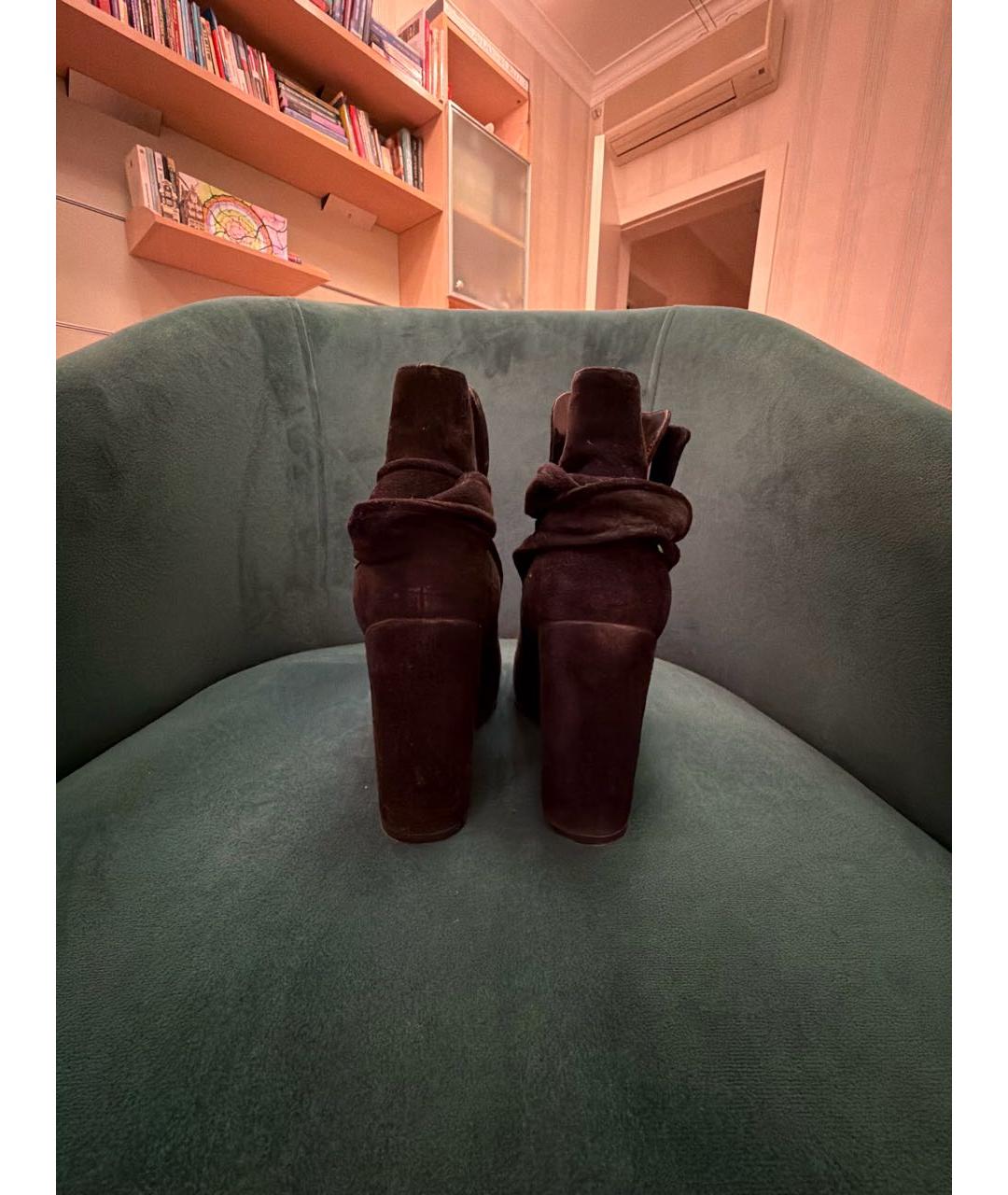 GIANVITO ROSSI Черные замшевые ботильоны, фото 4