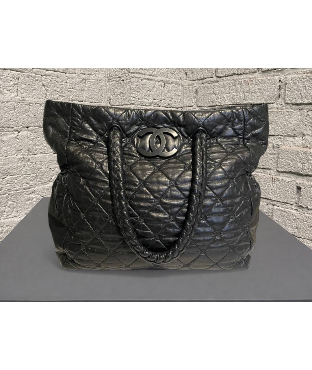 CHANEL Черная кожаная сумка тоут, фото 2