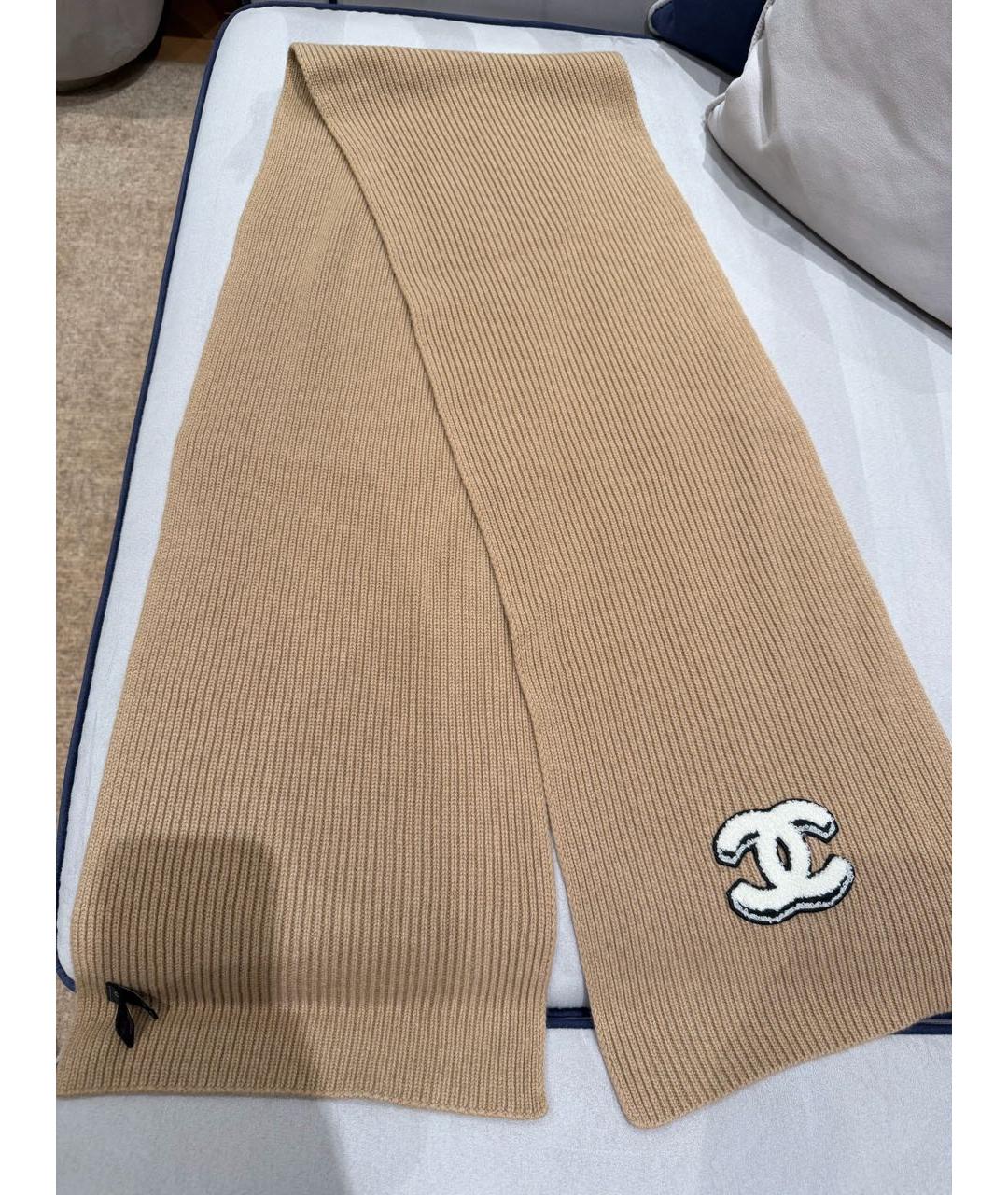 CHANEL Бежевый кашемировый шарф, фото 3