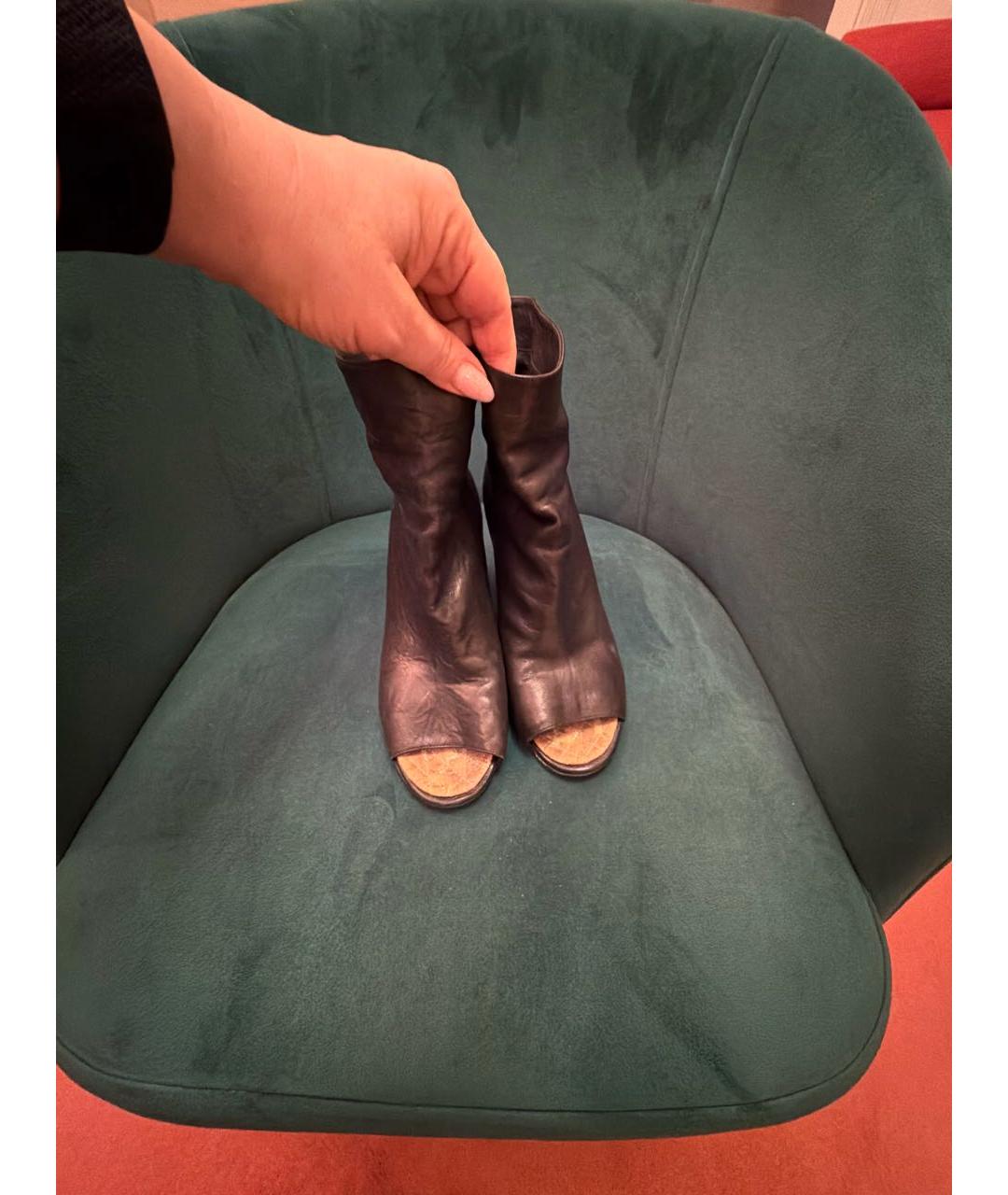 CHANEL Черные кожаные ботильоны, фото 2