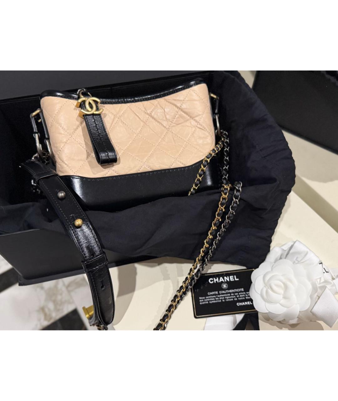 CHANEL Бежевая кожаная сумка через плечо, фото 3