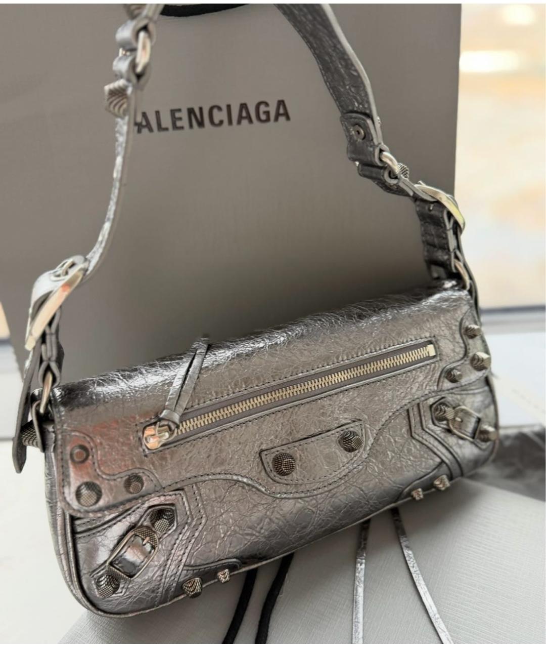 BALENCIAGA Кожаная сумка с короткими ручками, фото 3