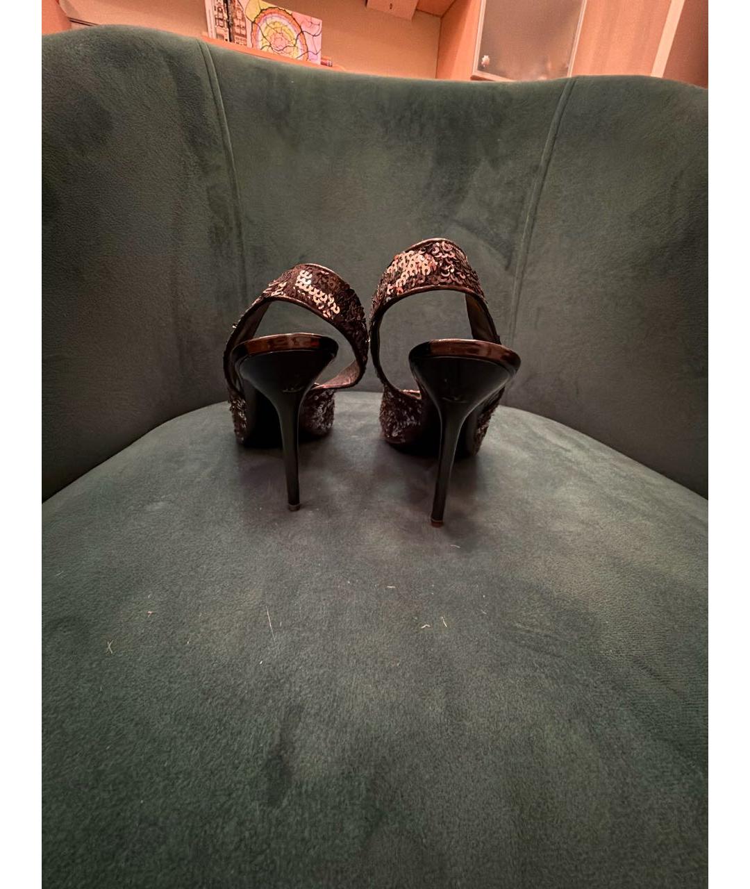 LOUIS VUITTON Черные босоножки, фото 4